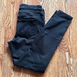 Universal Thread Midrise Jegging